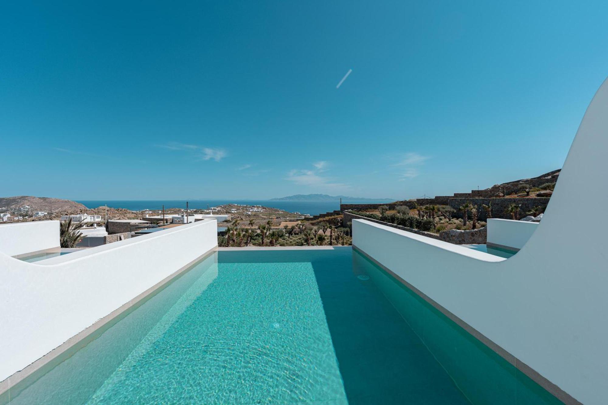 Muse Of Mykonos Luxury Suites Mykonos Town ภายนอก รูปภาพ