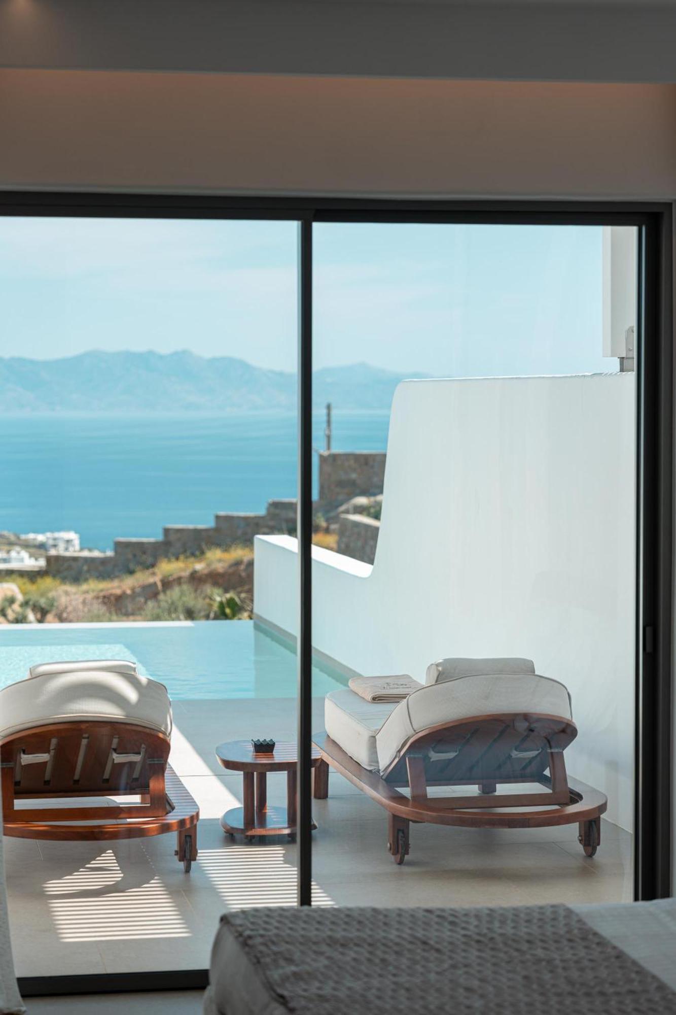 Muse Of Mykonos Luxury Suites Mykonos Town ภายนอก รูปภาพ