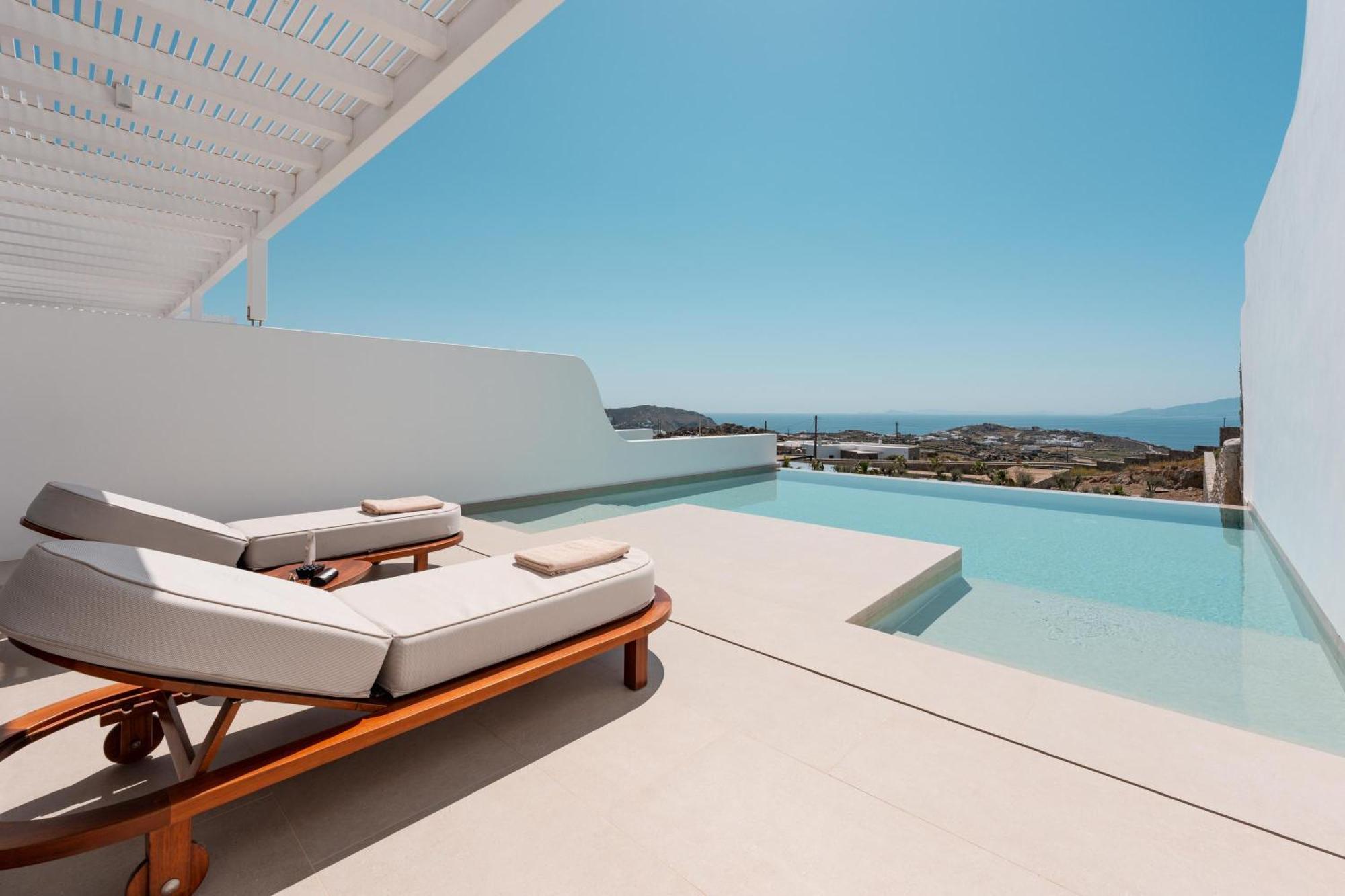 Muse Of Mykonos Luxury Suites Mykonos Town ภายนอก รูปภาพ