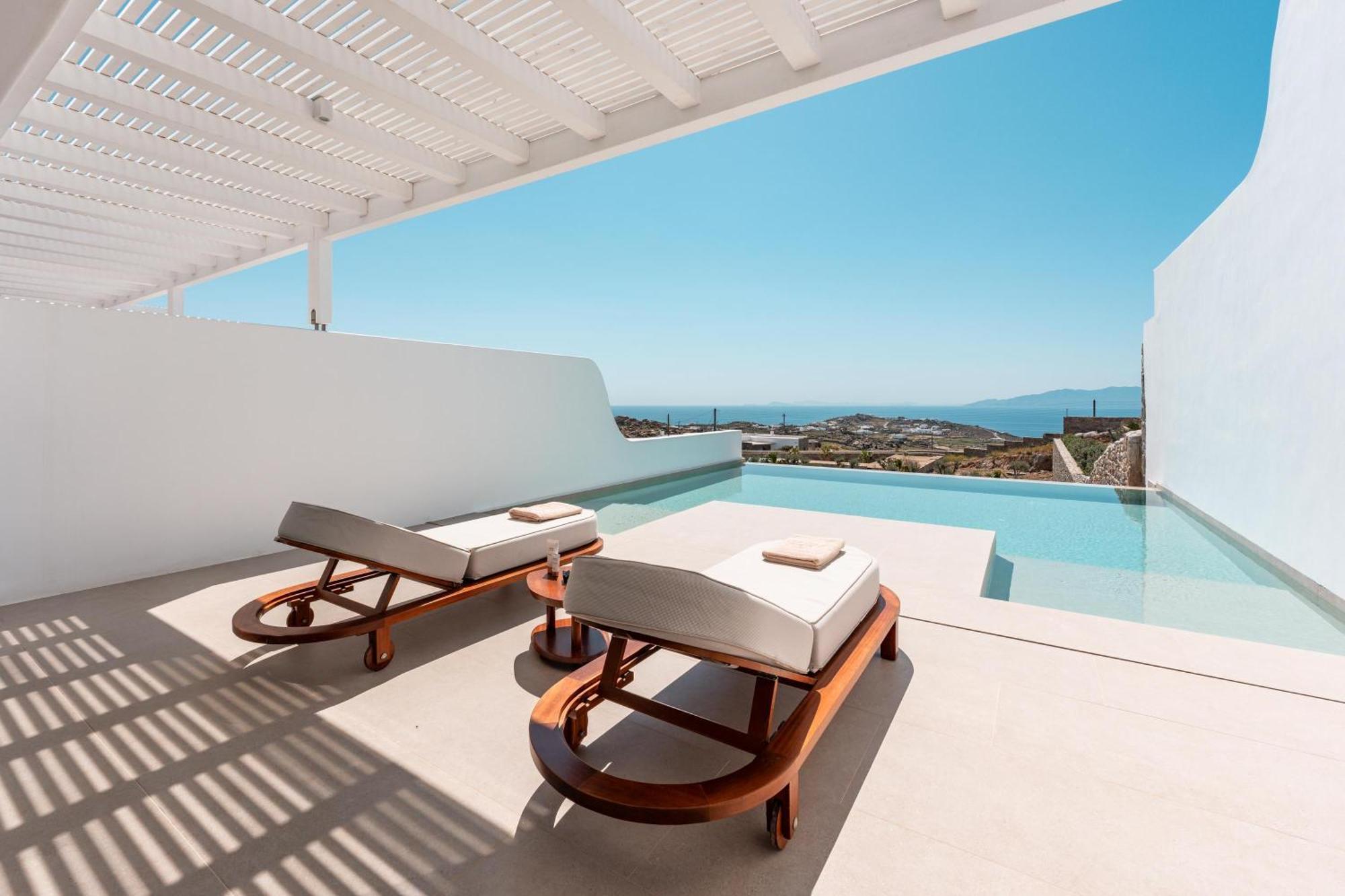 Muse Of Mykonos Luxury Suites Mykonos Town ภายนอก รูปภาพ